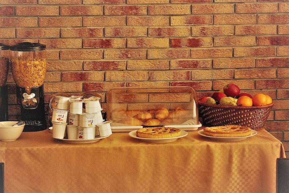 Hotel San Biagio Milan Luaran gambar
