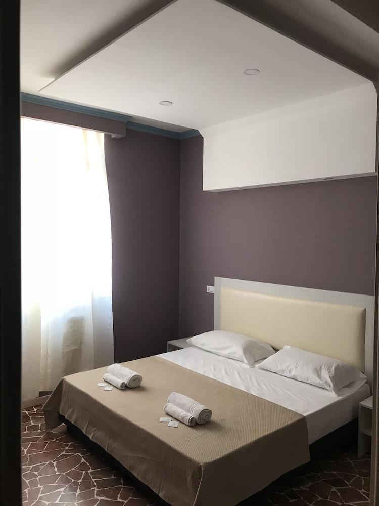 Hotel San Biagio Milan Luaran gambar
