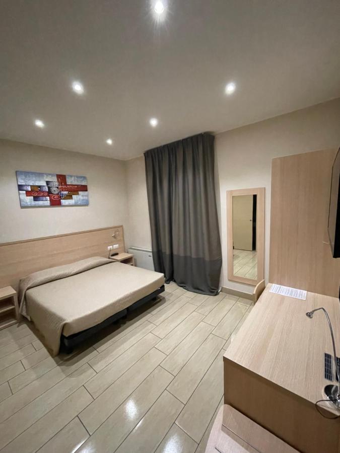 Hotel San Biagio Milan Luaran gambar