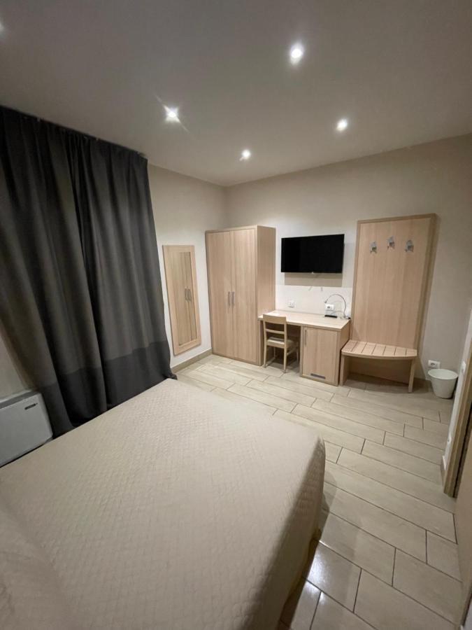 Hotel San Biagio Milan Luaran gambar