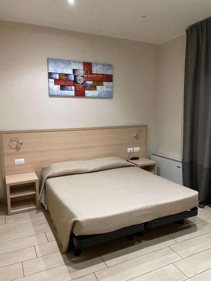 Hotel San Biagio Milan Luaran gambar
