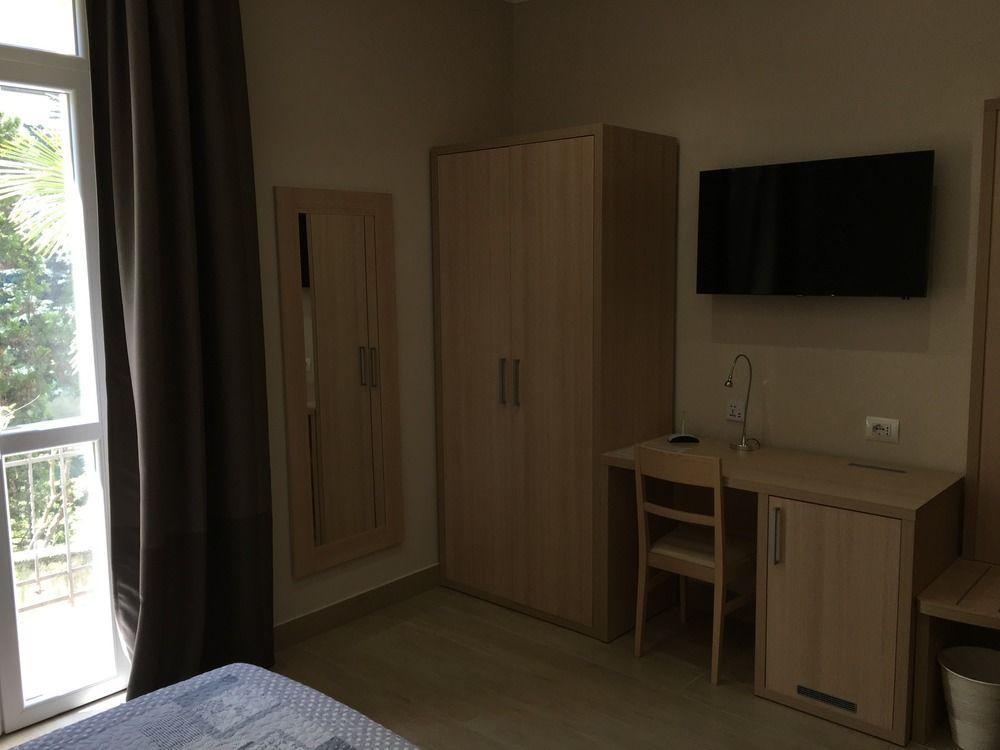 Hotel San Biagio Milan Luaran gambar