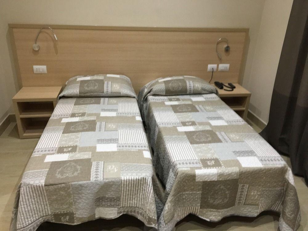 Hotel San Biagio Milan Luaran gambar