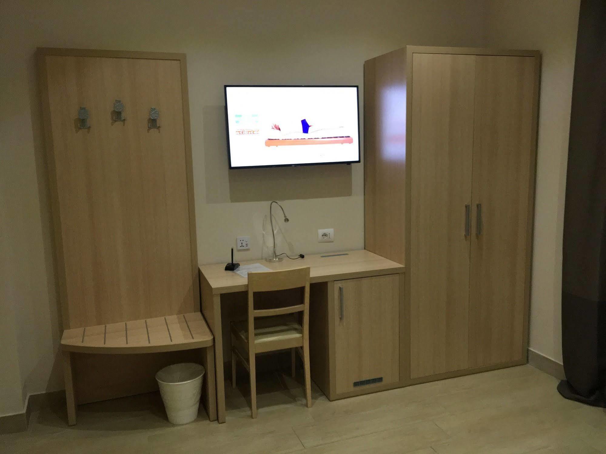Hotel San Biagio Milan Luaran gambar